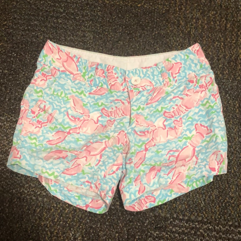 Lilly Pulitzer lobster roll shorts 00